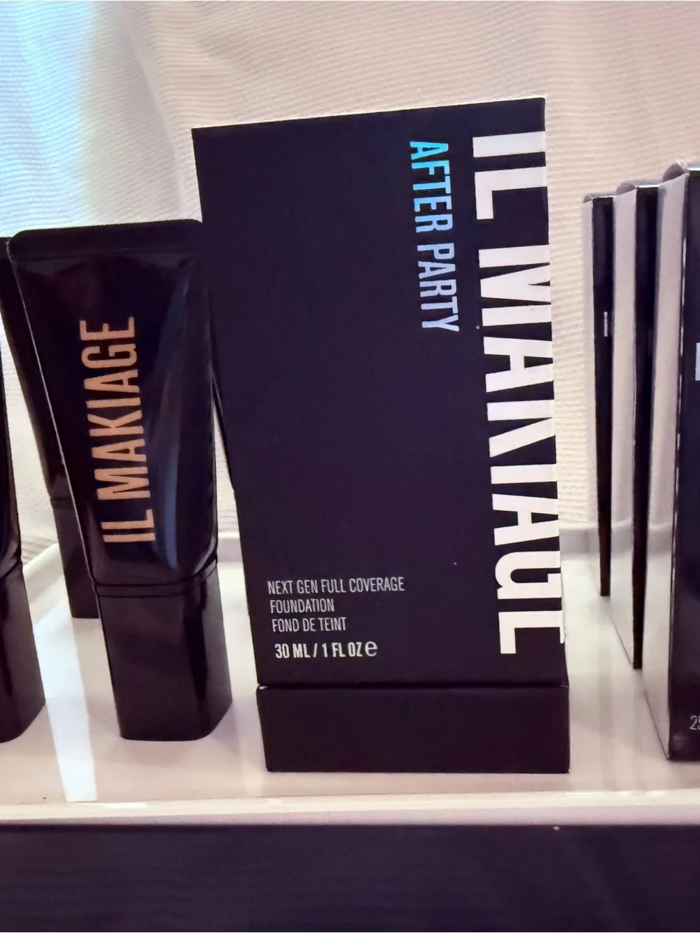IL MAKIAGE After Party Foubdation, & Primer bundle